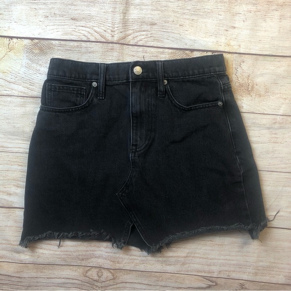 Madewell Dresses & Skirts - Madewell Black Denim Skirt